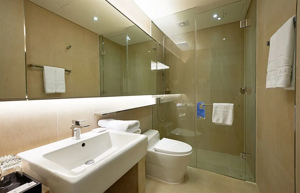 ***  Days Hotel By Wyndham Seoul Myeongdong Sydkorea