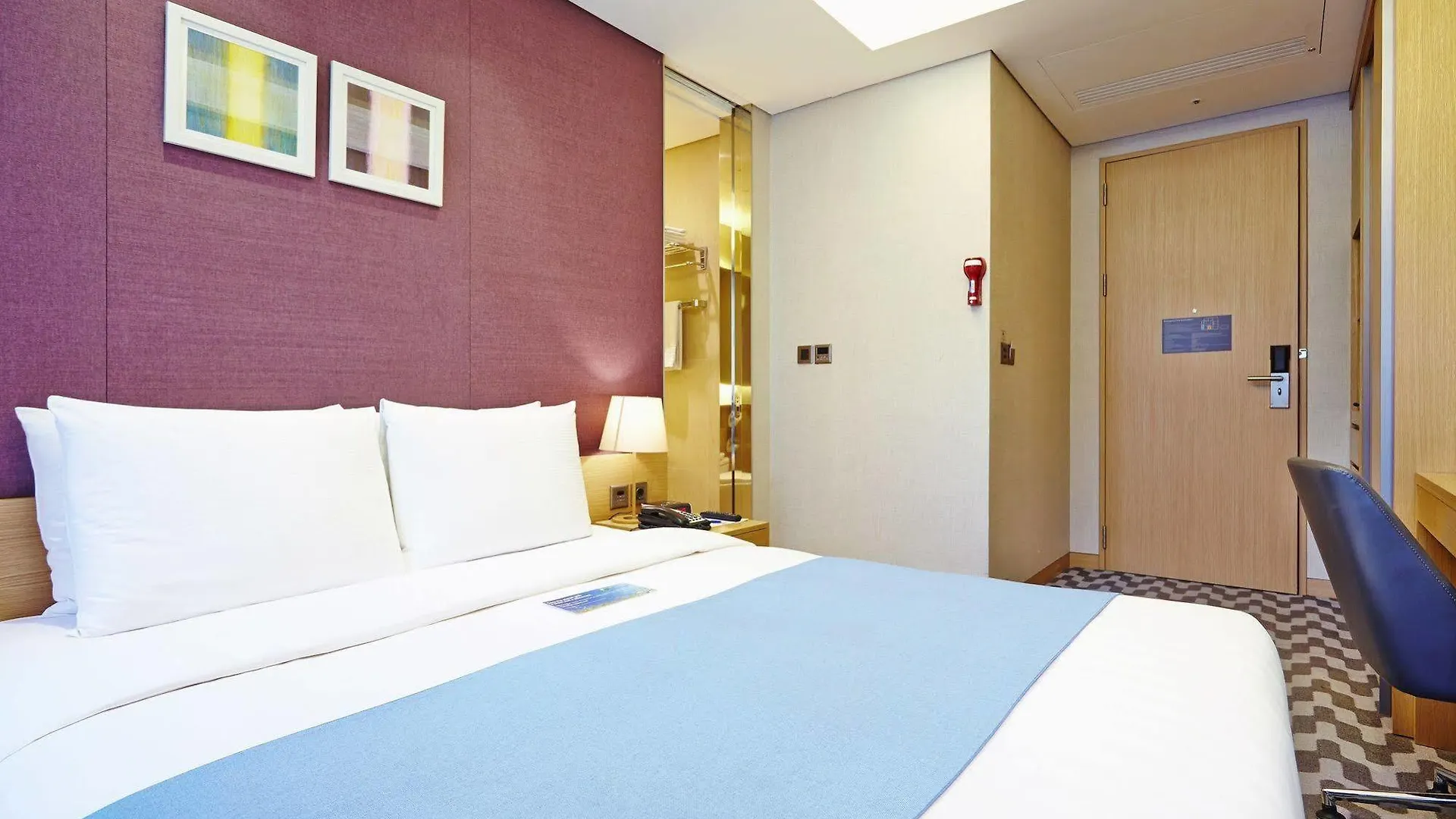 ***  Days Hotel By Wyndham Seoul Myeongdong Sydkorea