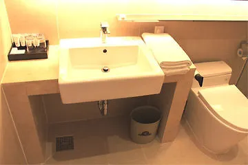 Days Hotel By Wyndham Seoul Myeongdong 3*,